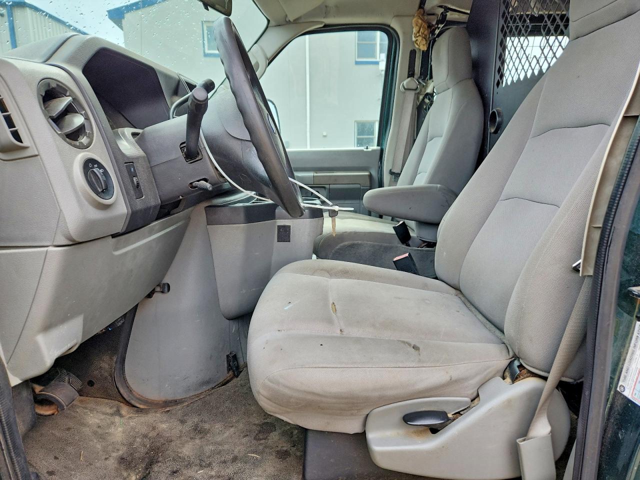 1FTSE34LX9DA65198 · 2009 FORD ECONOLINE · 7/13