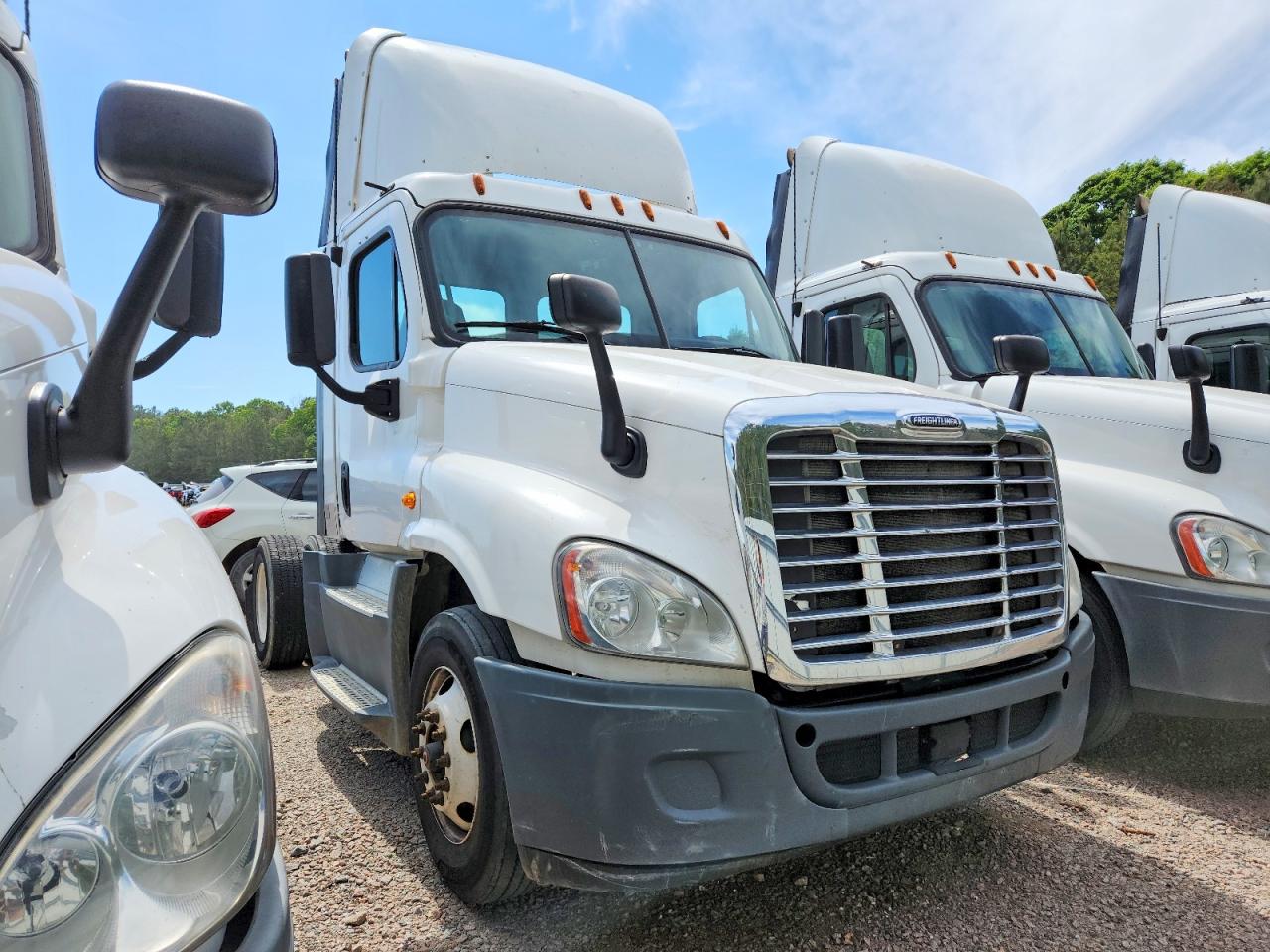 1FUBGEDV4GLHC5656 · 2016 FREIGHTLINER CASCADIA 125