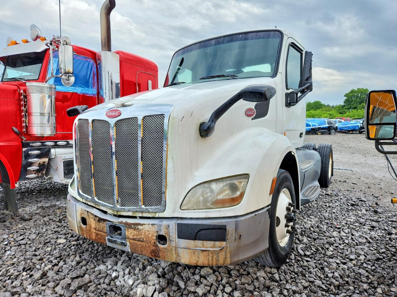 1XPBA48X8FD299395 · 2015 PETERBILT 579 · 2/10