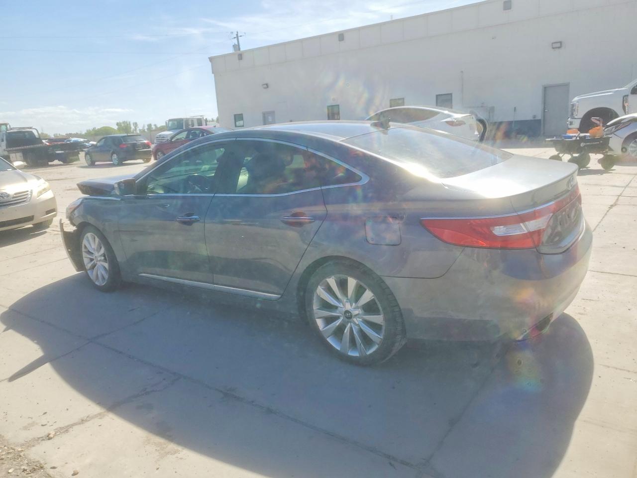KMHFH4JG1CA142020 · 2012 HYUNDAI AZERA · 2/12