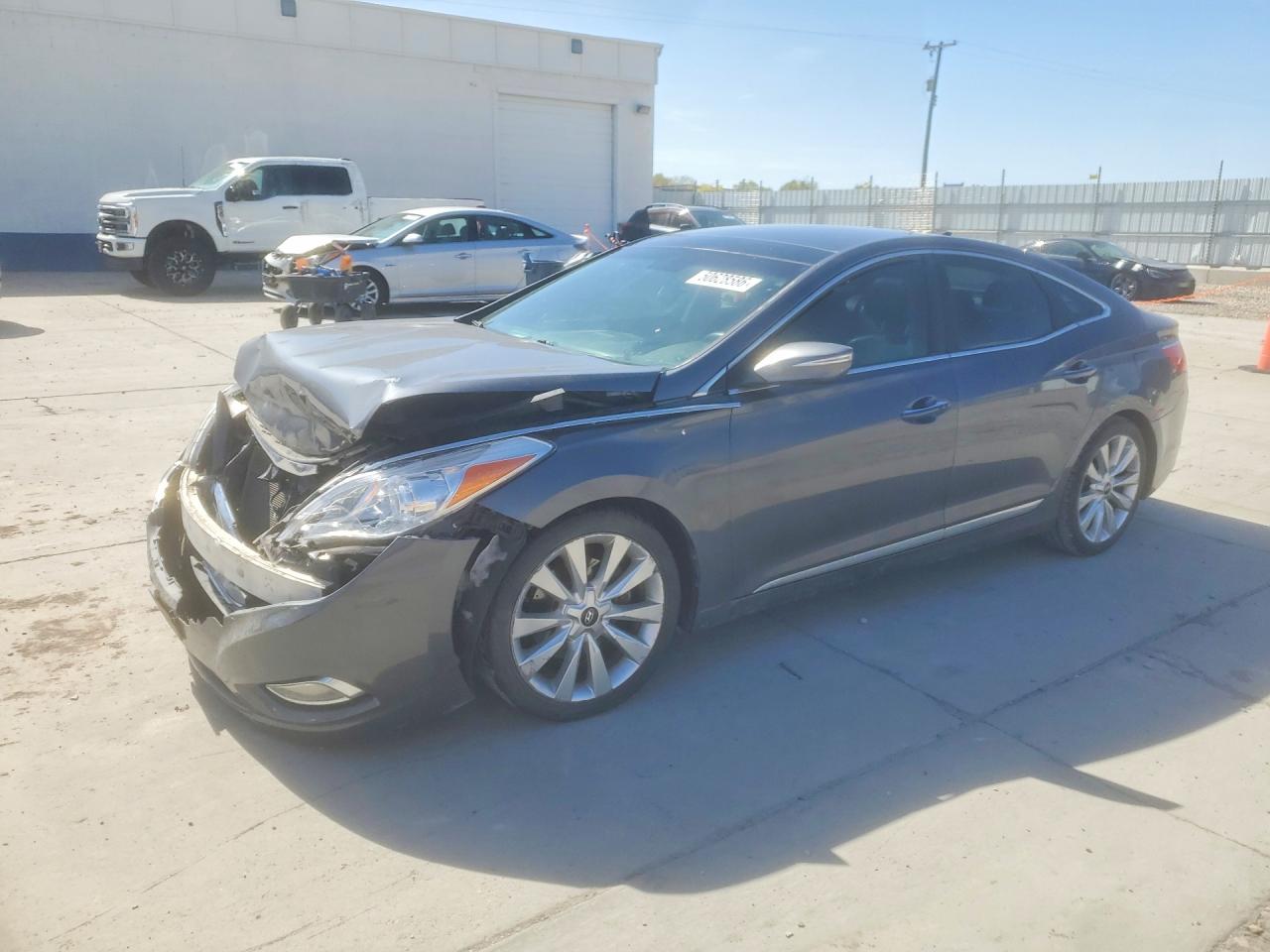 KMHFH4JG1CA142020 · 2012 HYUNDAI AZERA