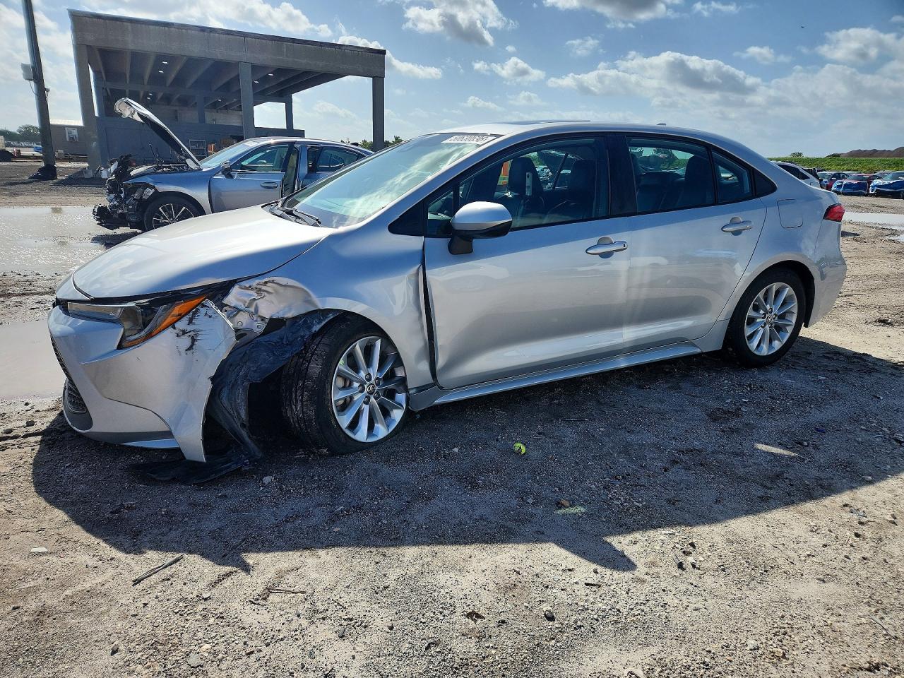 5YFHPRAE4LP045062 · 2020 TOYOTA COROLLA