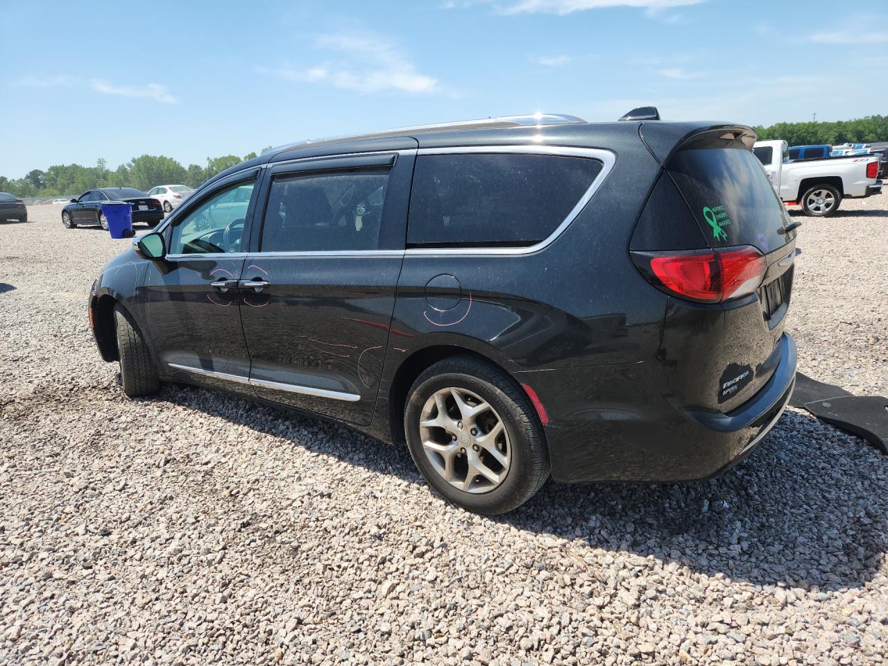 2C4RC1GG8JR233168 · 2018 CHRYSLER PACIFICA · 2/13