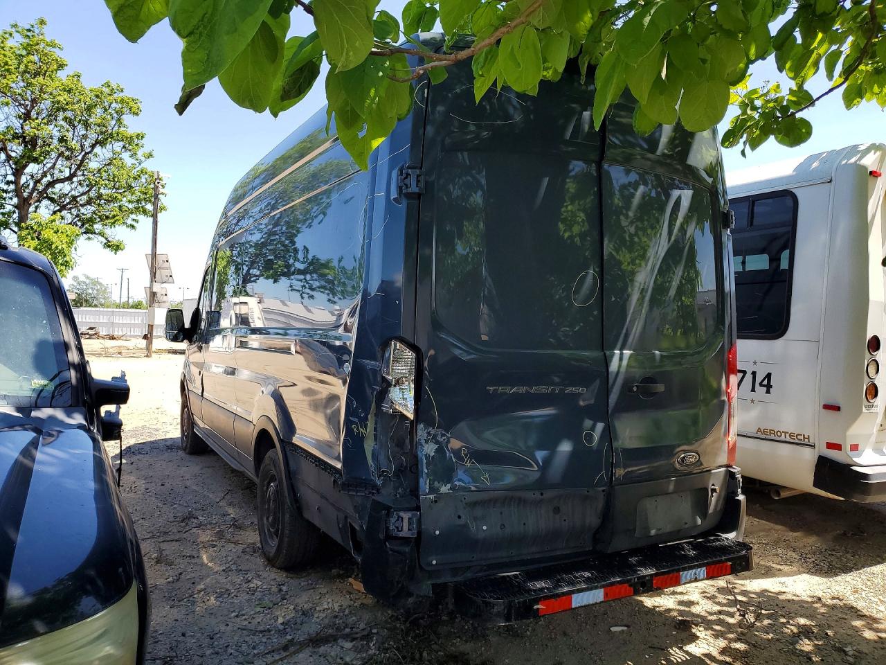 1FTYR3XMXKKB29017 · 2019 FORD TRANSIT · 2/13