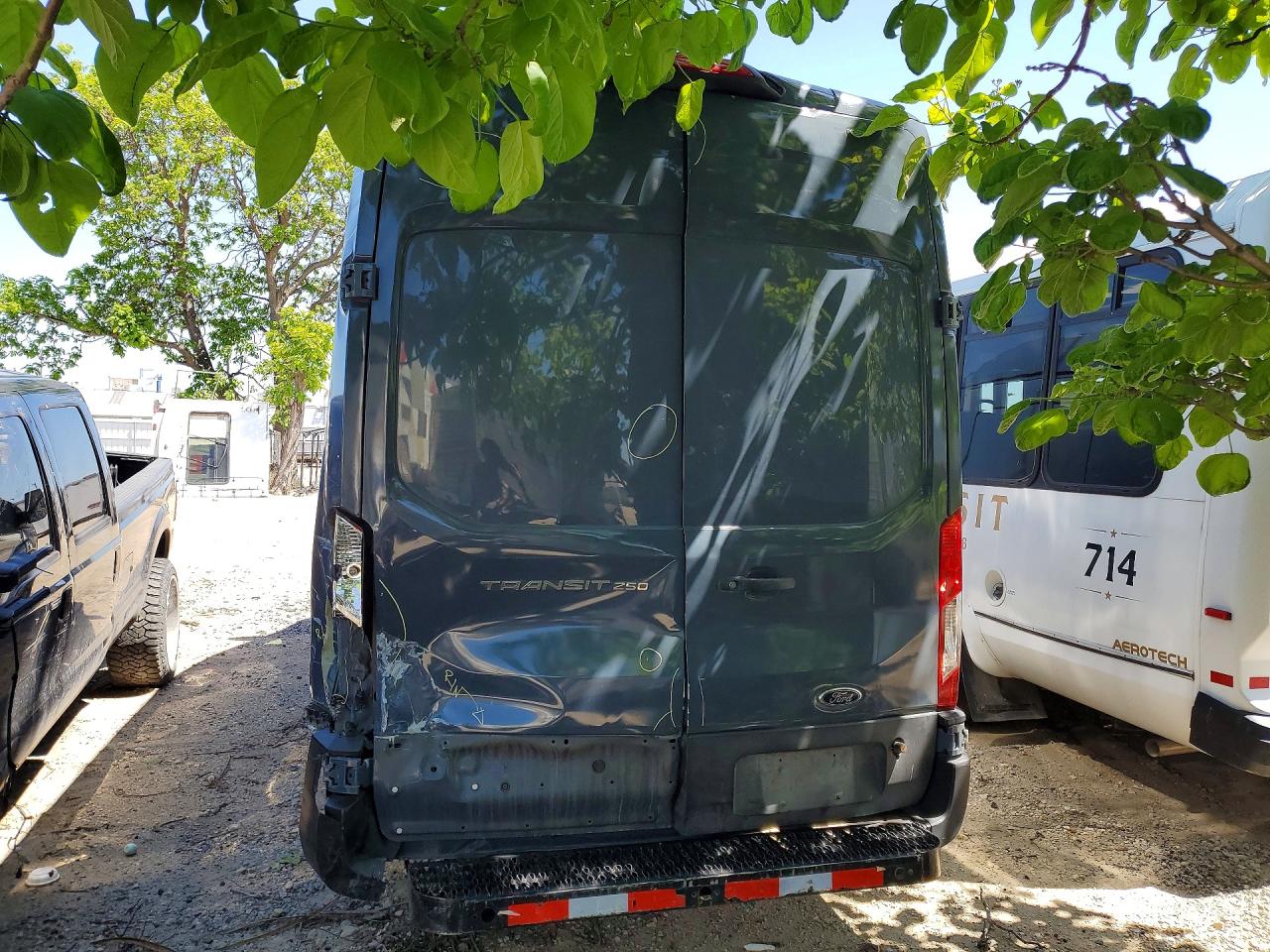 1FTYR3XMXKKB29017 · 2019 FORD TRANSIT · 6/13