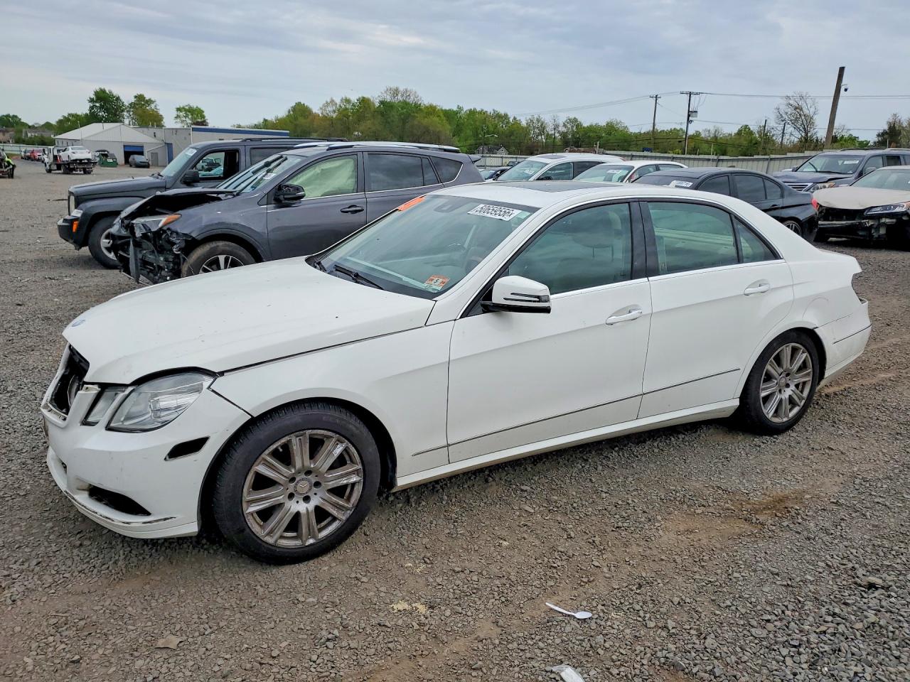 WDDHF8JB8DA746010 · 2013 MERCEDES-BENZ E
