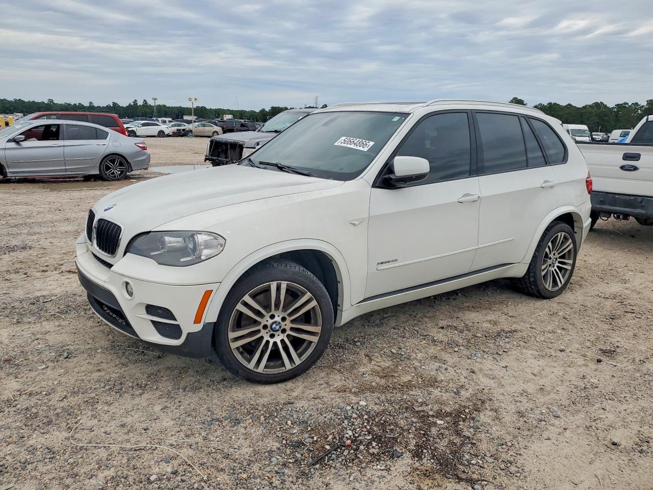 5UXZV8C54CL425222 · 2012 BMW X5