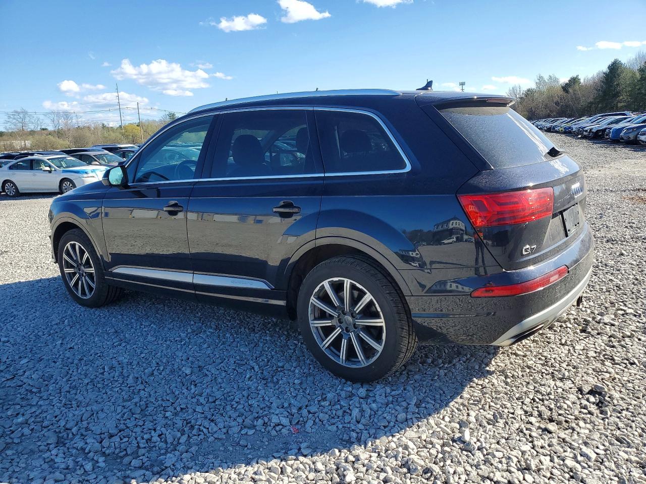 WA1LAAF79HD019746 · 2017 AUDI Q7 · 2/13