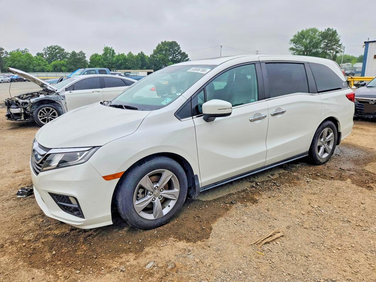 5FNRL6H74LB015318 · 2020 HONDA ODYSSEY