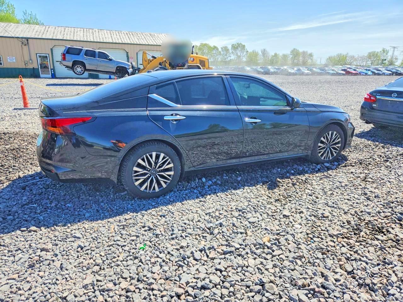 1N4BL4DV5PN353835 · 2023 NISSAN ALTIMA · 3/12