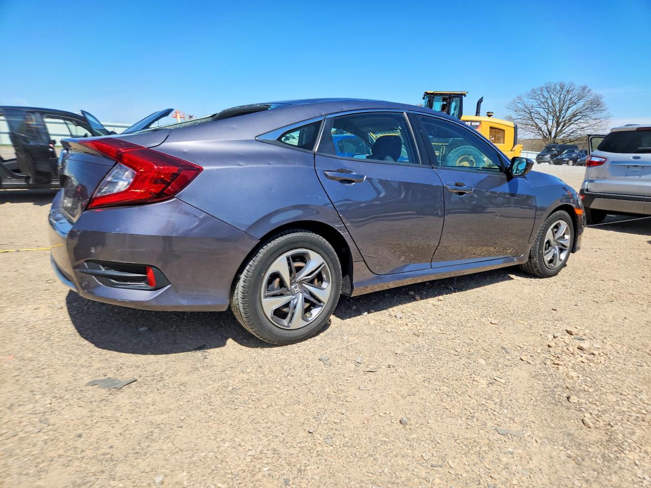 2HGFC2F61KH569500 · 2019 HONDA CIVIC · 3/12