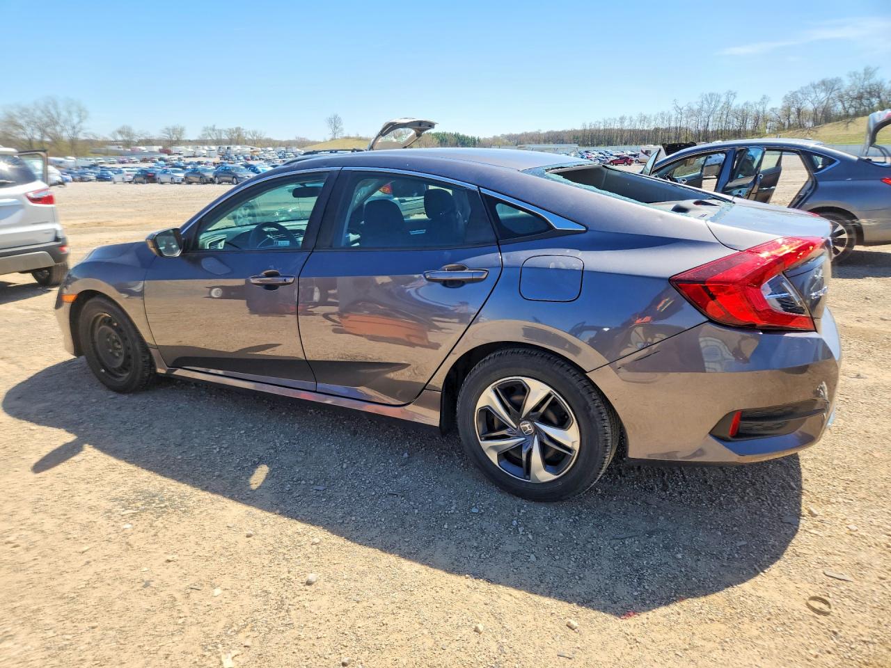 2HGFC2F61KH569500 · 2019 HONDA CIVIC · 2/12