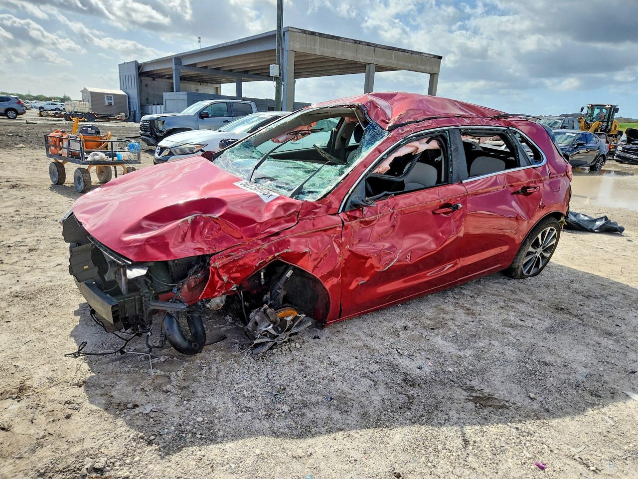 KMHH35LEXJU014167 · 2018 HYUNDAI ELANTRA GT