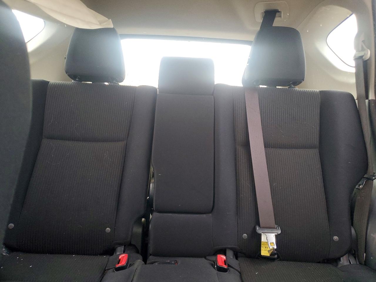 JTMBFREV8FD116323 · 2015 TOYOTA RAV4 · 10/13