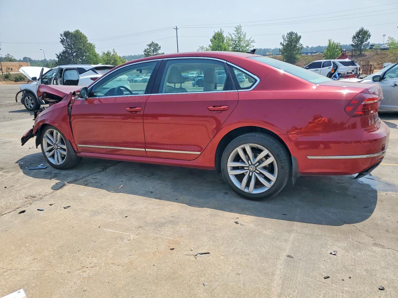 1VWGT7A32HC006347 · 2017 VOLKSWAGEN PASSAT · 2/12