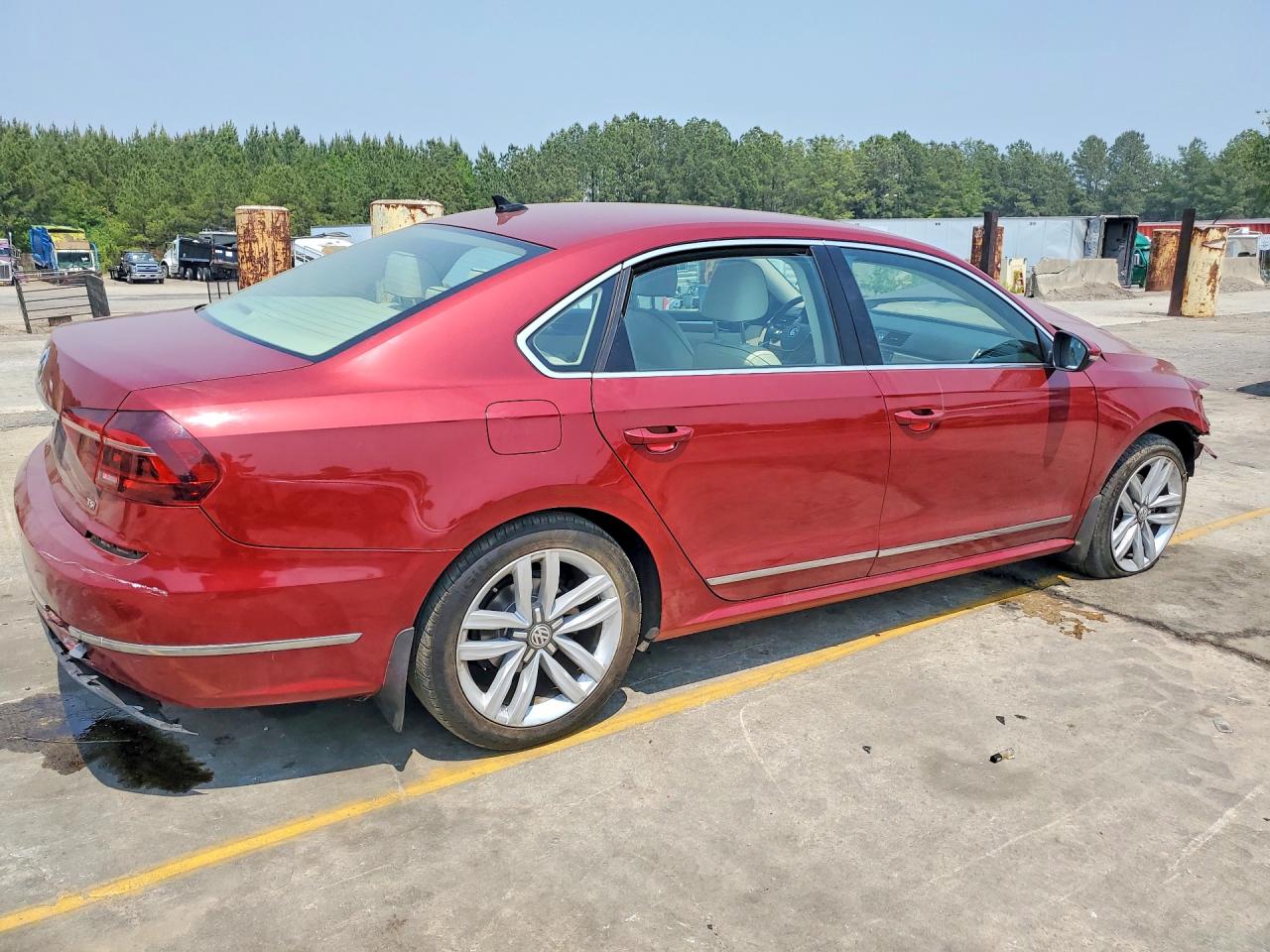 1VWGT7A32HC006347 · 2017 VOLKSWAGEN PASSAT · 3/12