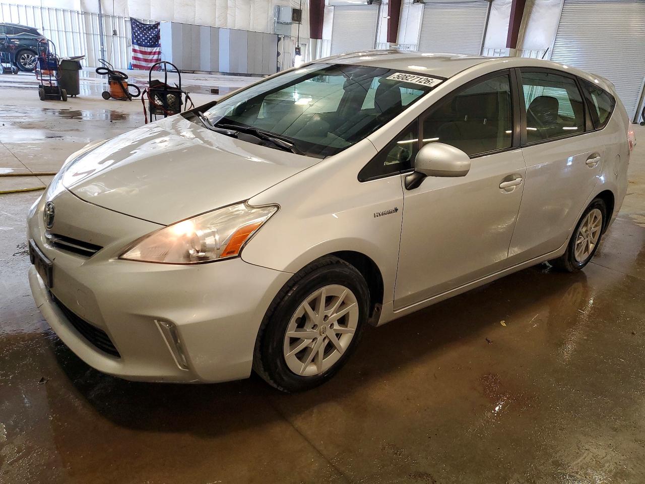 2012 TOYOTA PRIUS V