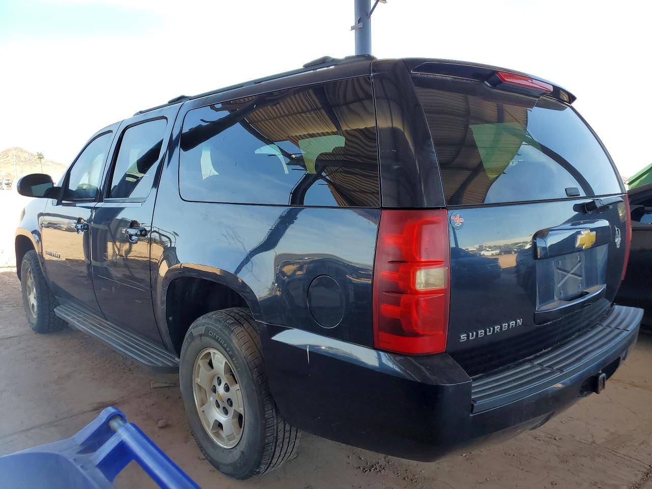 1GNSCHE02DR212835 · 2013 CHEVROLET SUBURBAN · 2/13