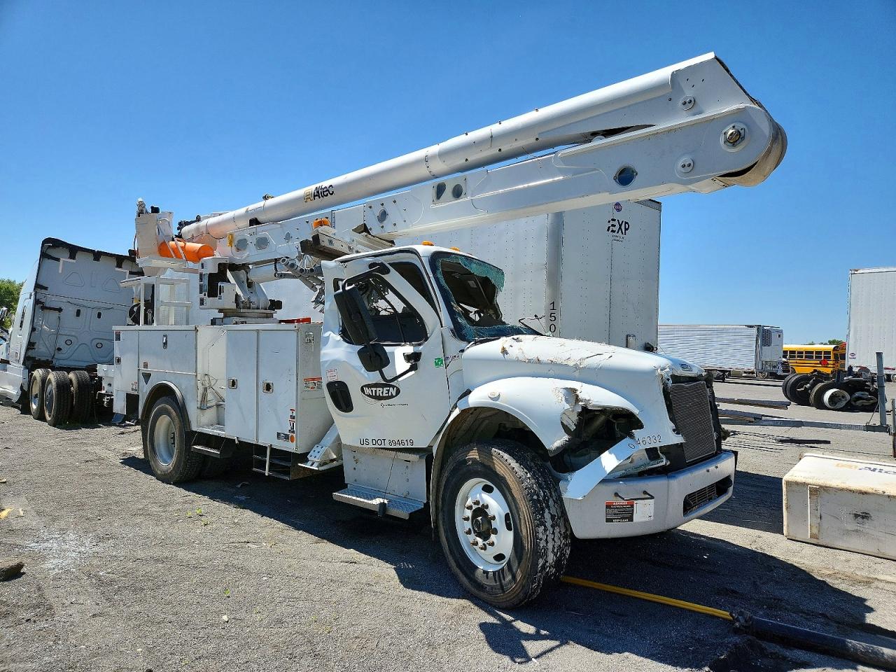 2023 FREIGHTLINER M2