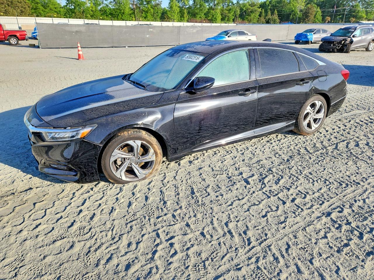 1HGCV1F58JA137398 · 2018 HONDA ACCORD