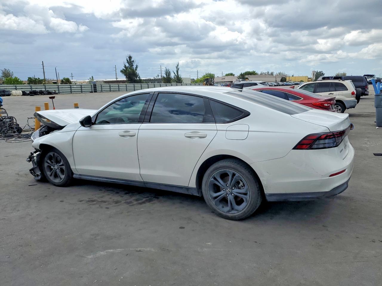 1HGCY1F48SA010053 · 2025 HONDA ACCORD · 2/12