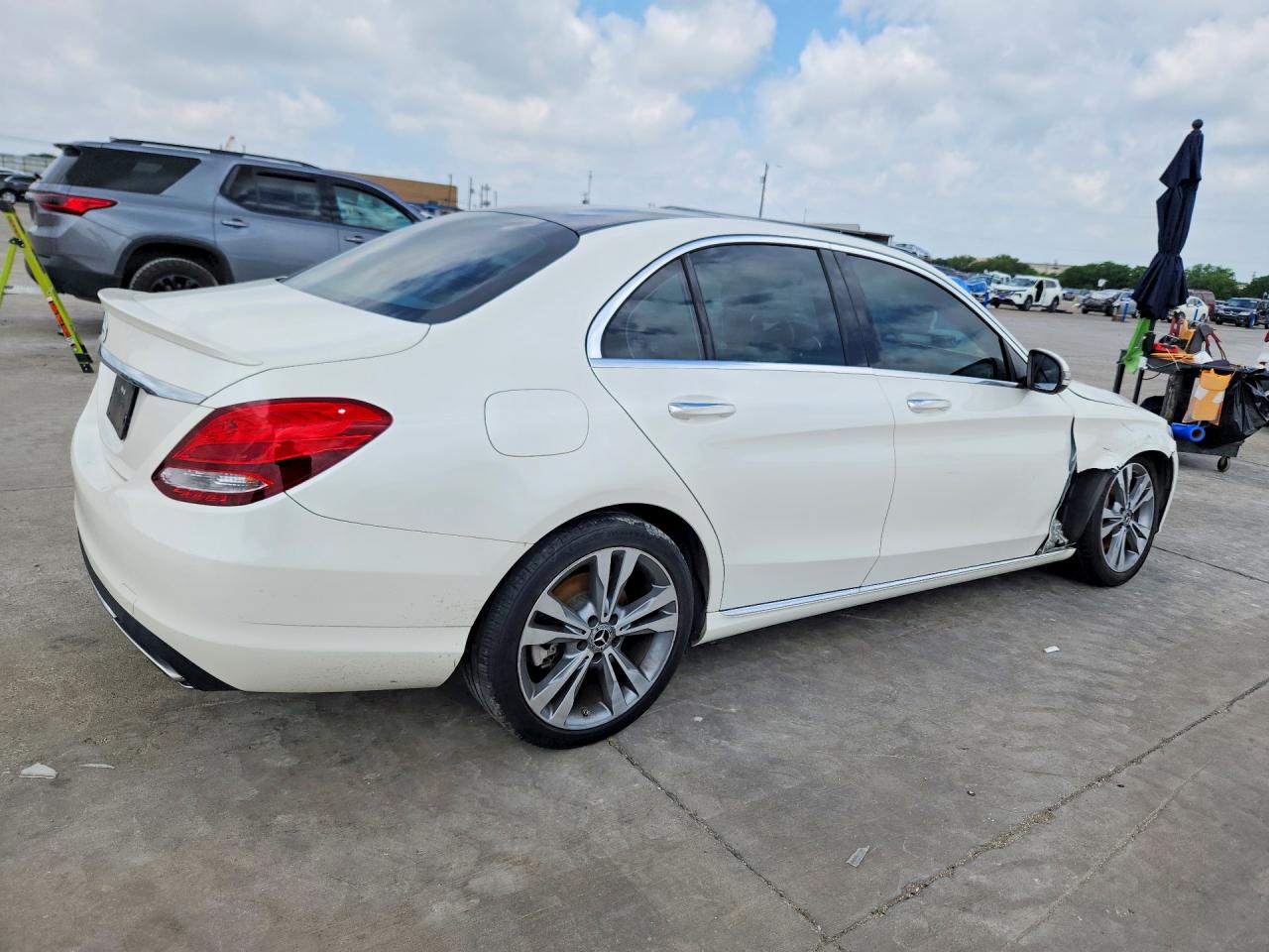 55SWF4JBXHU222976 · 2017 MERCEDES-BENZ C · 3/12