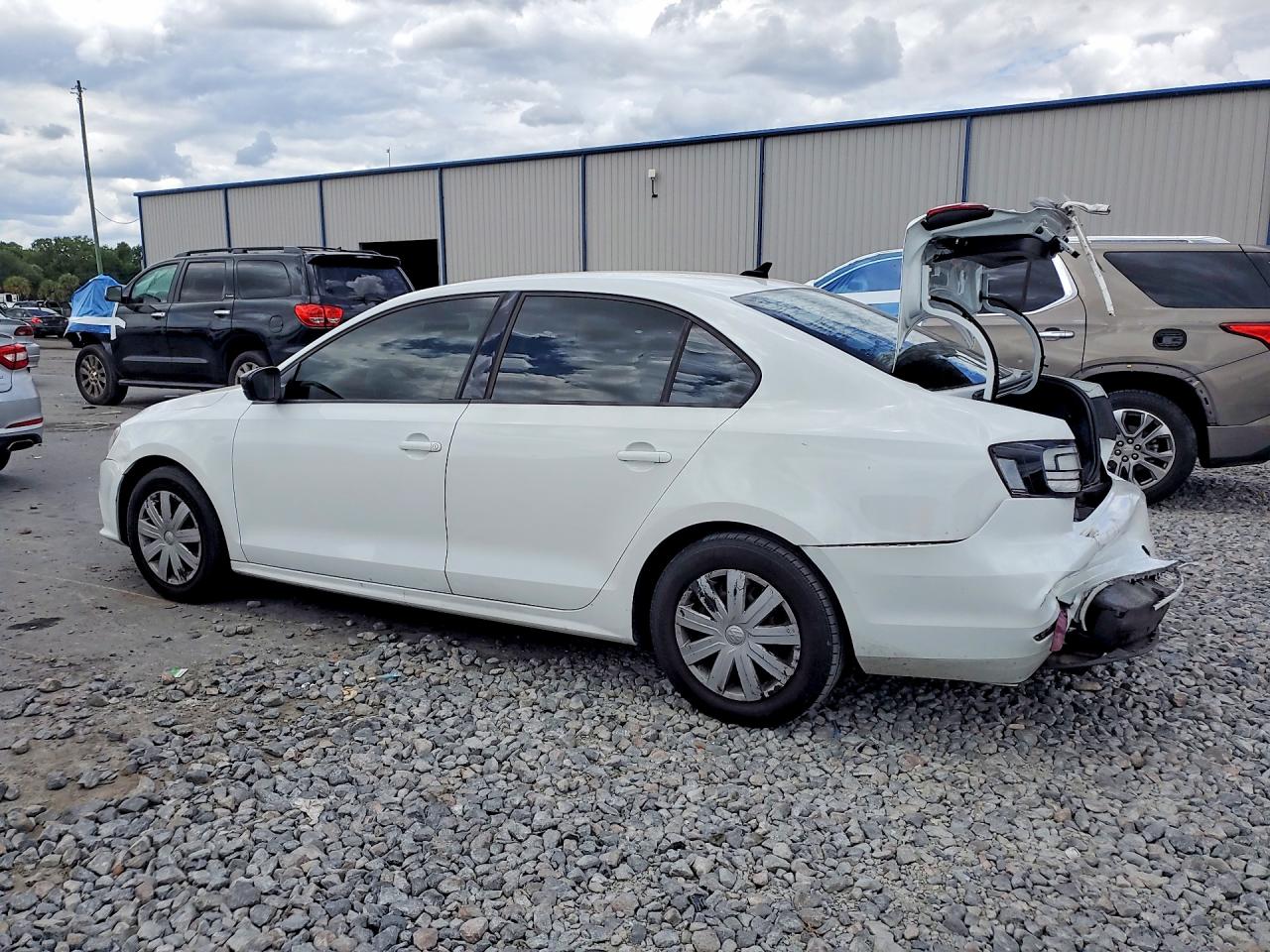 3VW267AJXGM398975 · 2016 VOLKSWAGEN JETTA · 2/12