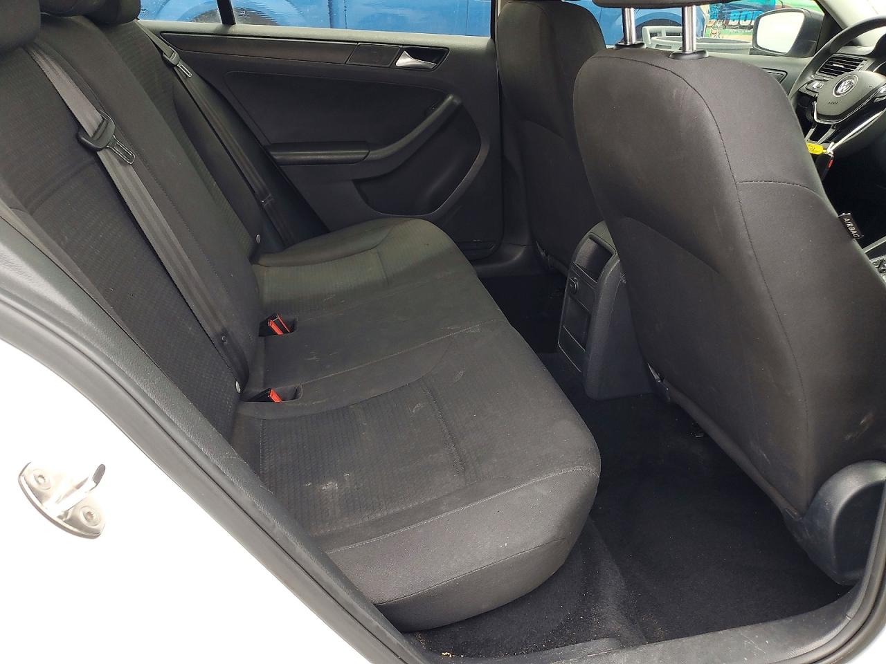 3VW267AJXGM398975 · 2016 VOLKSWAGEN JETTA · 10/12