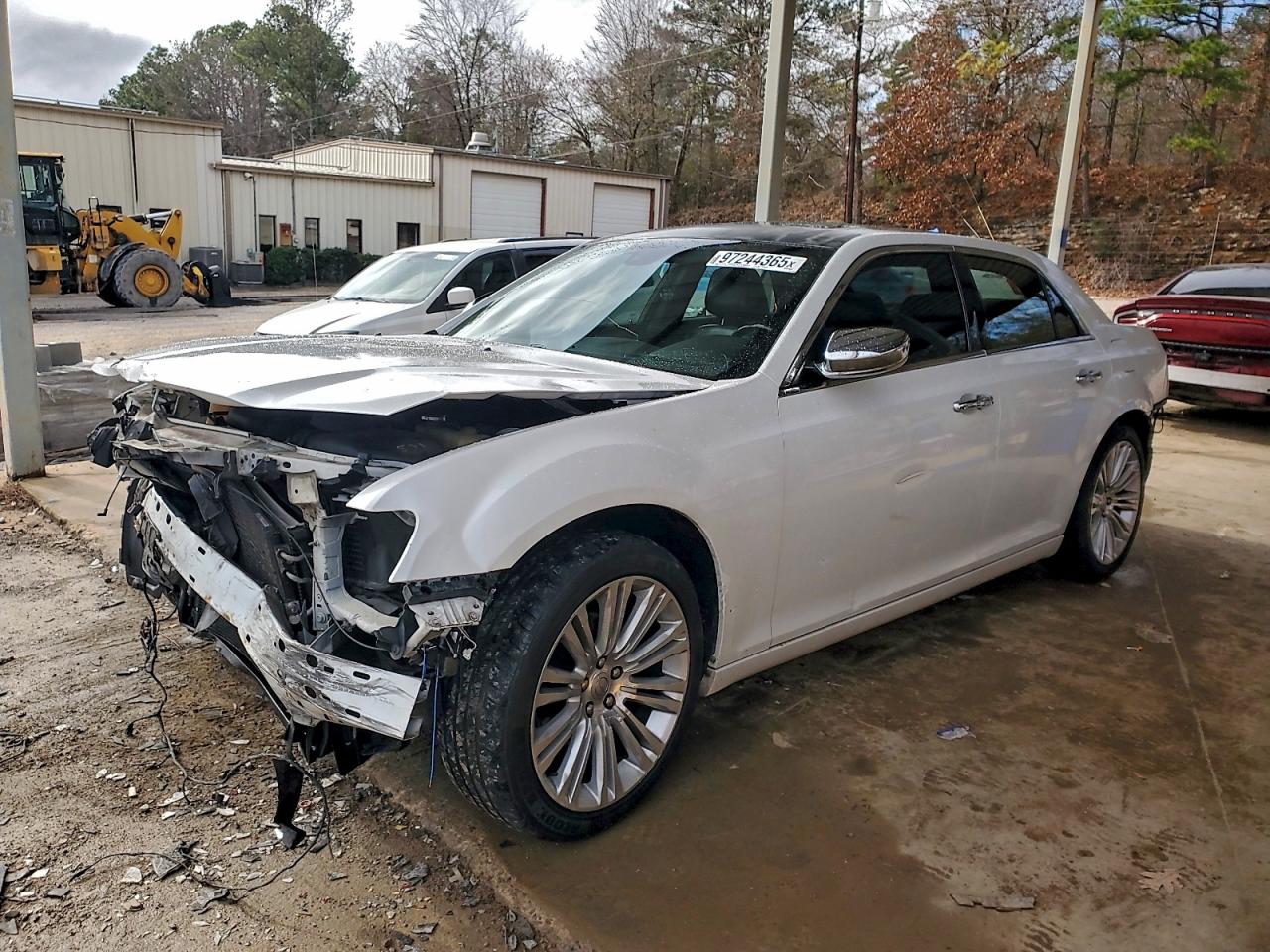 2C3CA5CG8BH528095 · 2011 CHRYSLER 300
