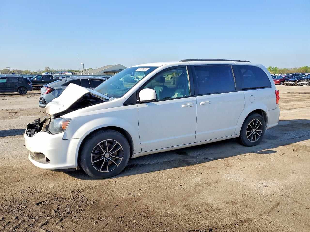 2C4RDGEG1JR335690 · 2018 DODGE GRAND CARAVAN