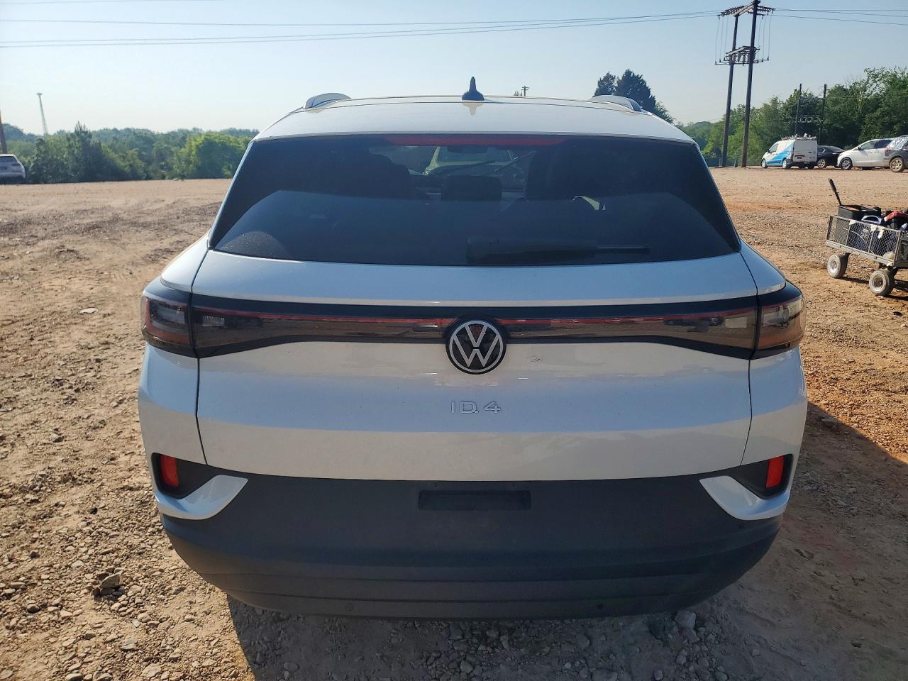 1V2VMPE89PC038304 · 2023 VOLKSWAGEN ID.4 · 6/13