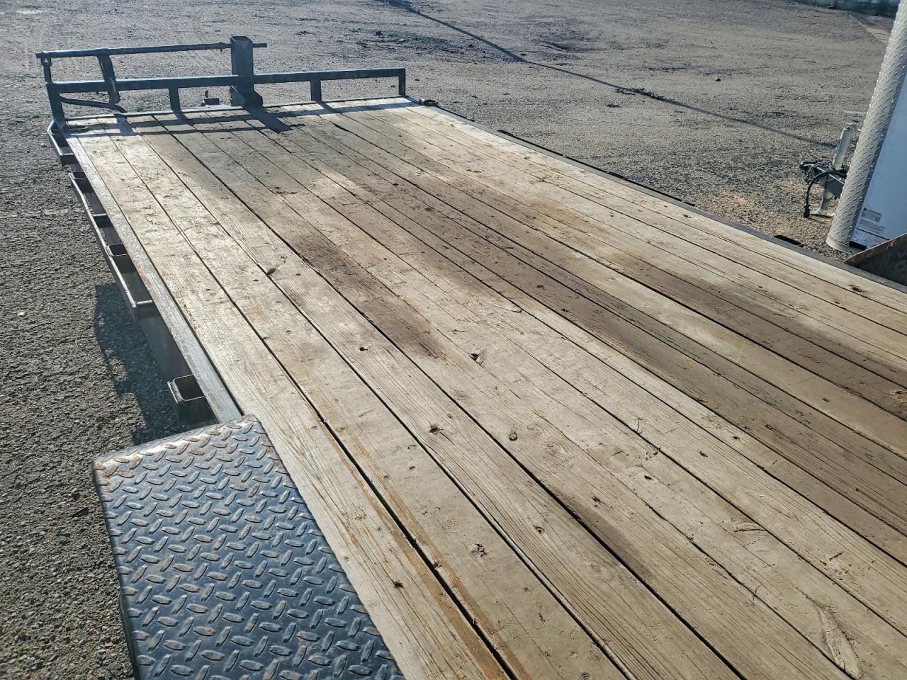 4ZECH222XM1234044 · 2021 LOAD TRAIL16' 16' UTILIT · 5/10