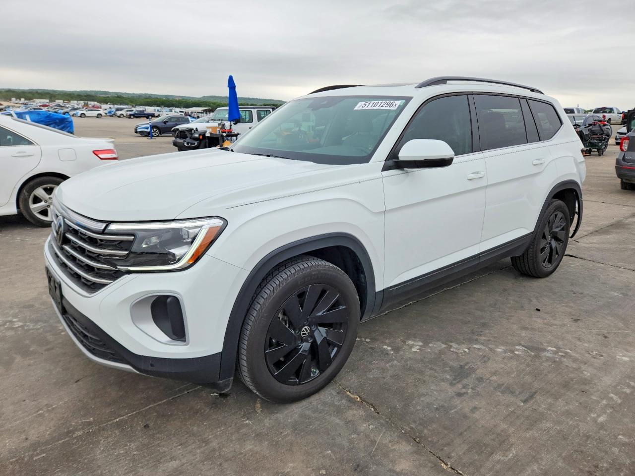 1V2JR2CA0RC561383 · 2024 VOLKSWAGEN ATLAS