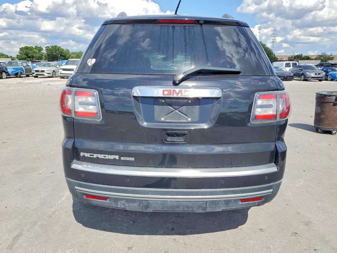 1GKKRSKD3HJ220091 · 2017 GMC ACADIA LIMITED · 6/13