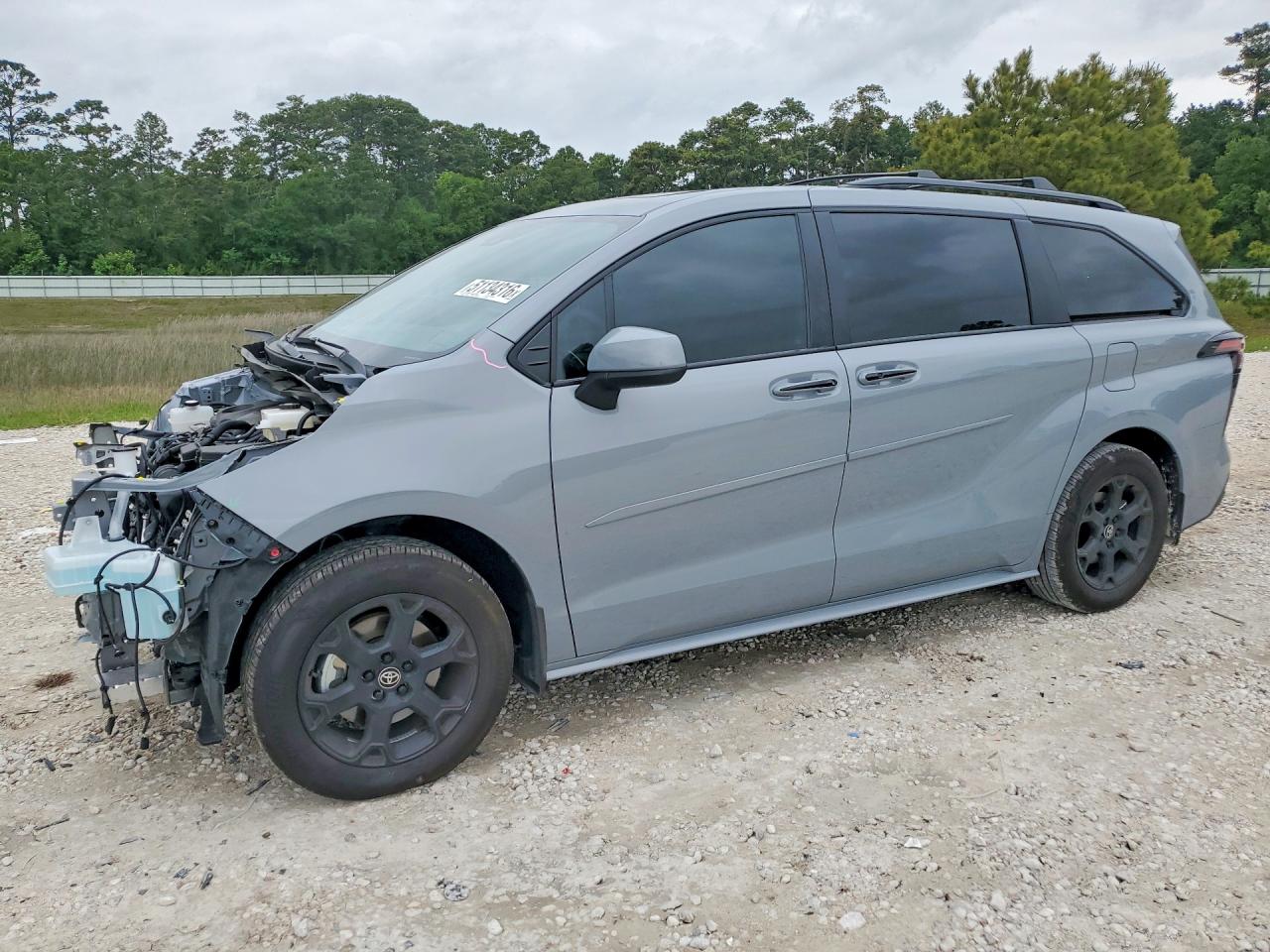 5TDCSKFC0TS229042 · 2026 TOYOTA SIENNA