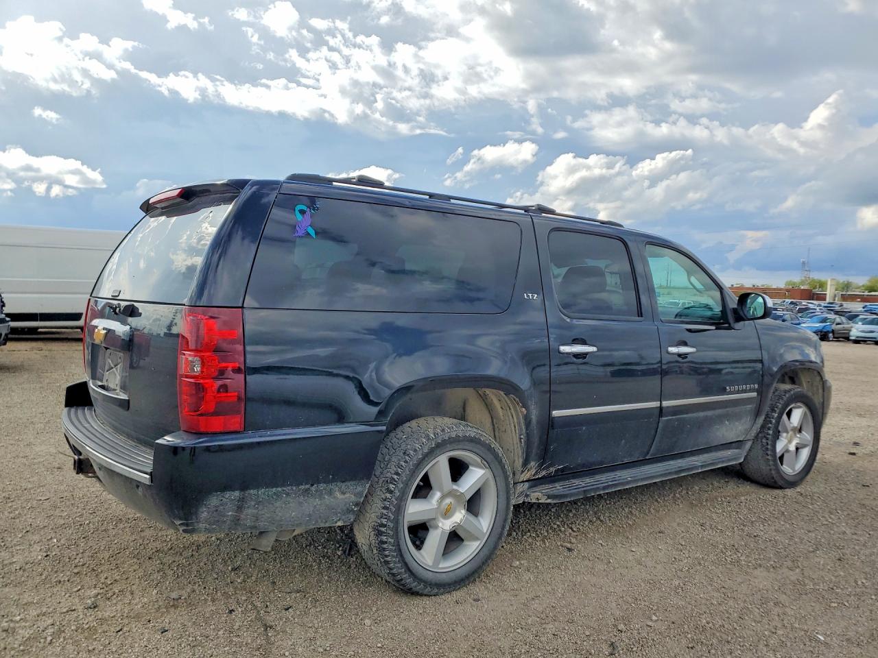 1GNSKKE77DR145730 · 2013 CHEVROLET SUBURBAN · 3/13
