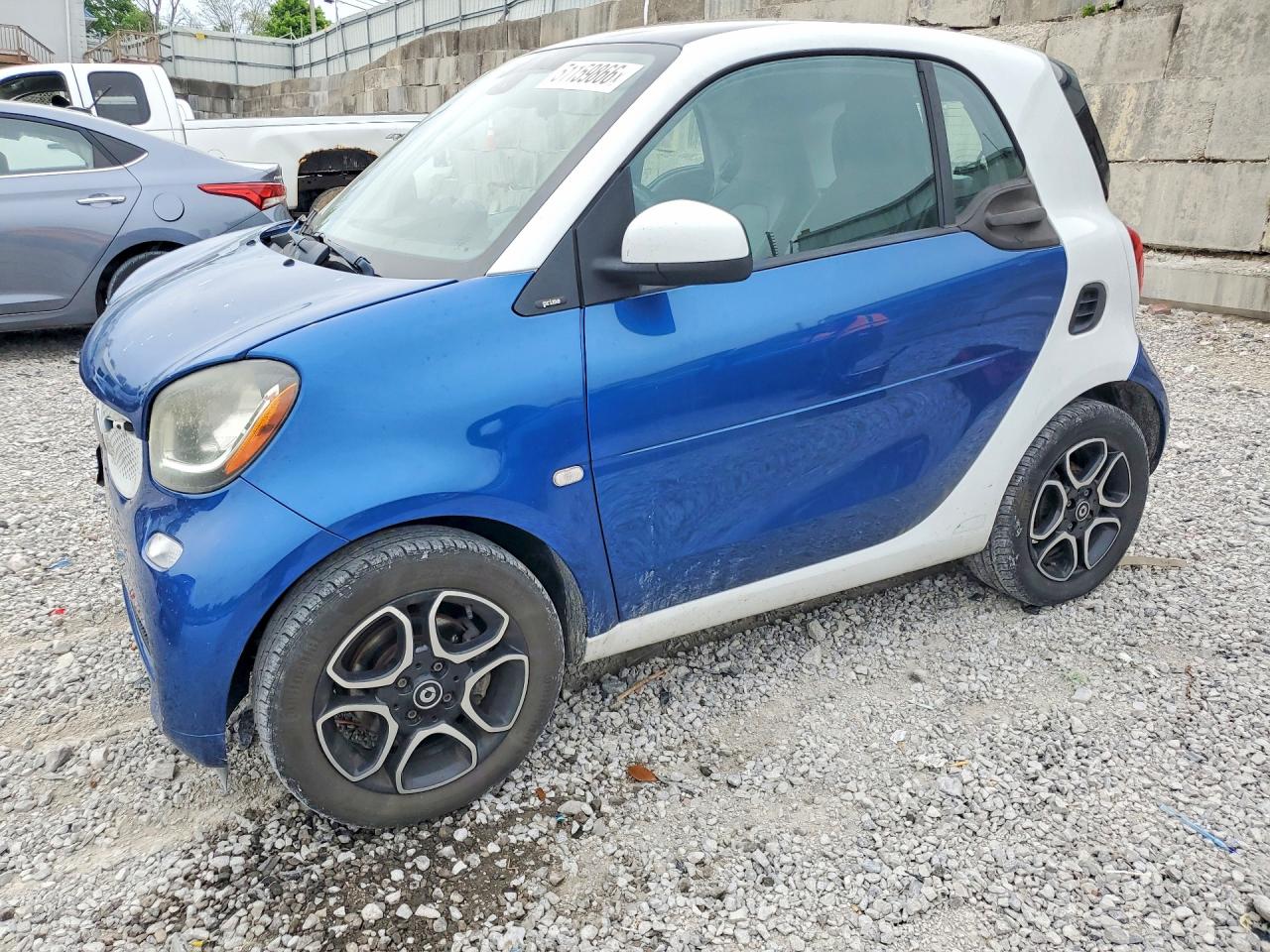 WMEFJ5DA7GK063376 · 2016 SMART FORTWO