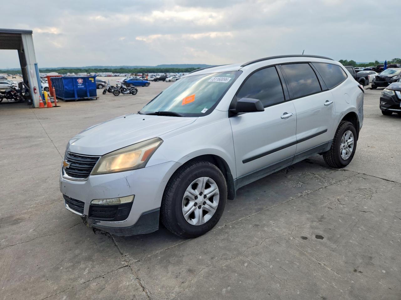 1GNKRFKD1GJ142273 · 2016 CHEVROLET TRAVERSE