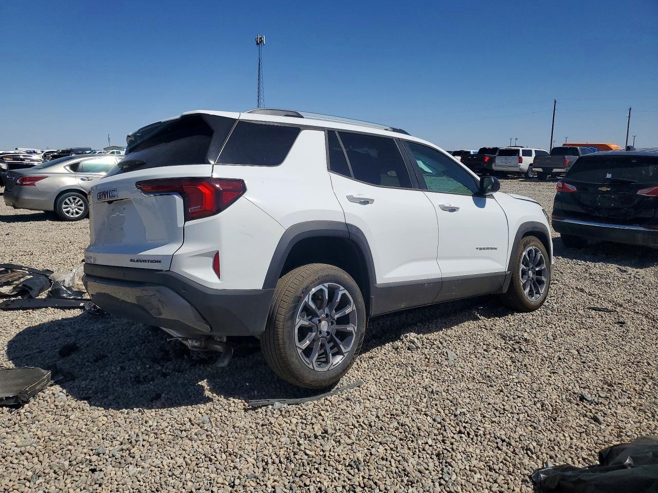3GKALMEGXTL302058 · 2026 GMC TERRAIN · 3/14