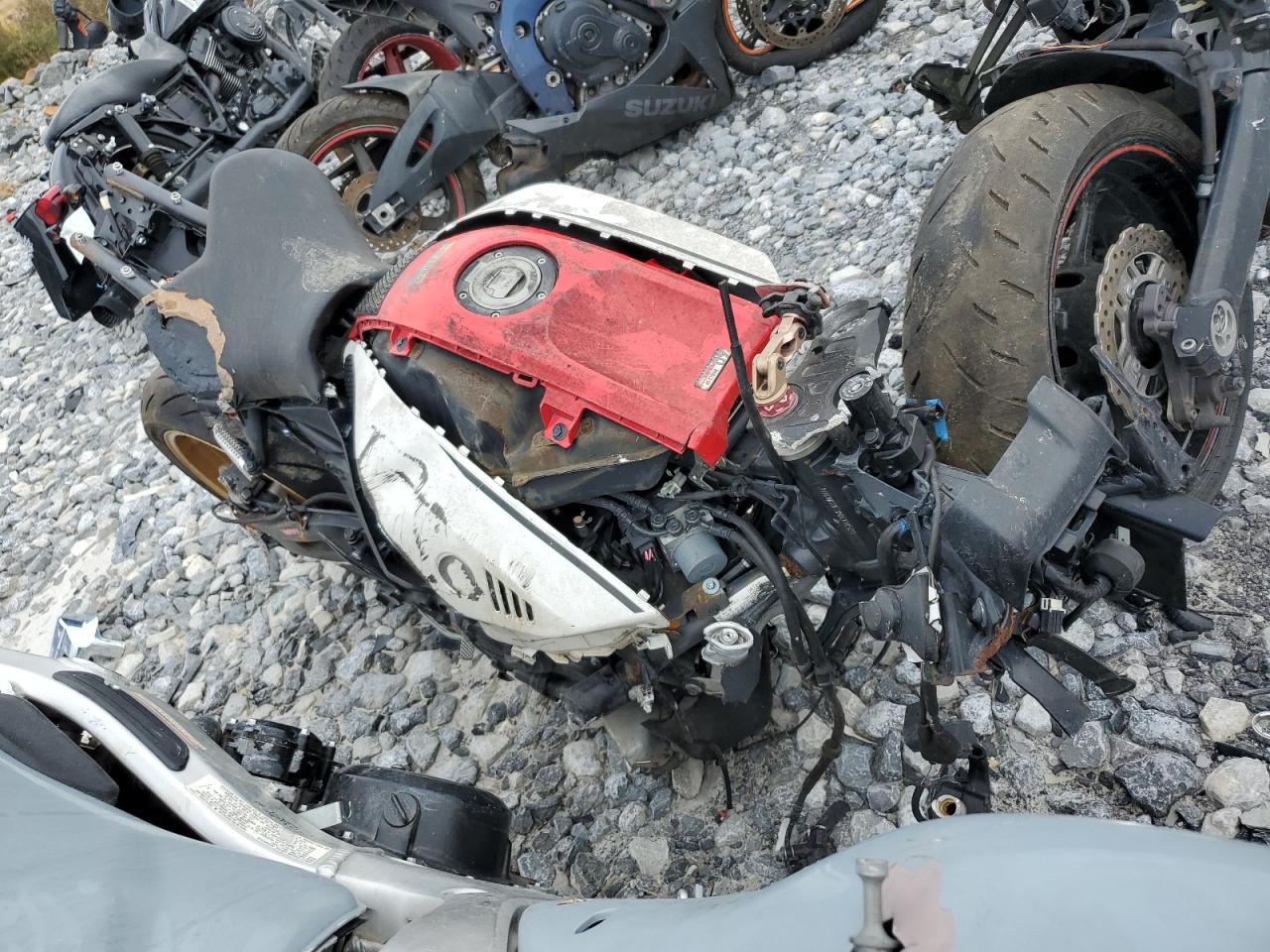 JYARM38E3NA004523 · 2022 YAMAHA YZFR7