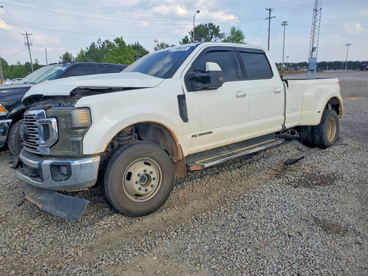 1FT8W3DT5NEF73574 · 2022 FORD F350