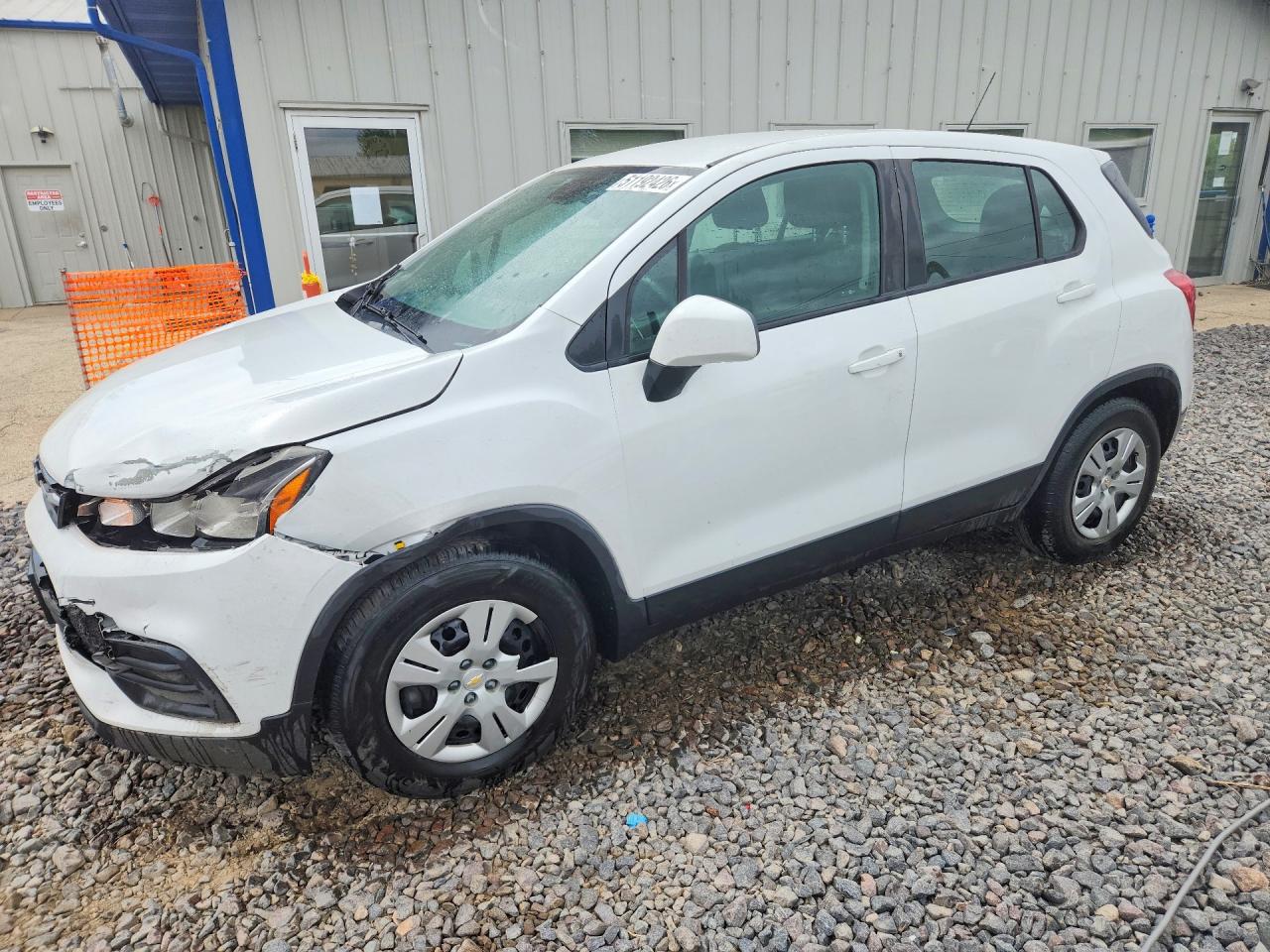 KL7CJKSB5JB721745 · 2018 CHEVROLET TRAX