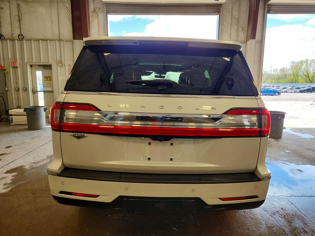 5LMJJ2LT3KEL25081 · 2019 LINCOLN NAVIGATOR · 6/13
