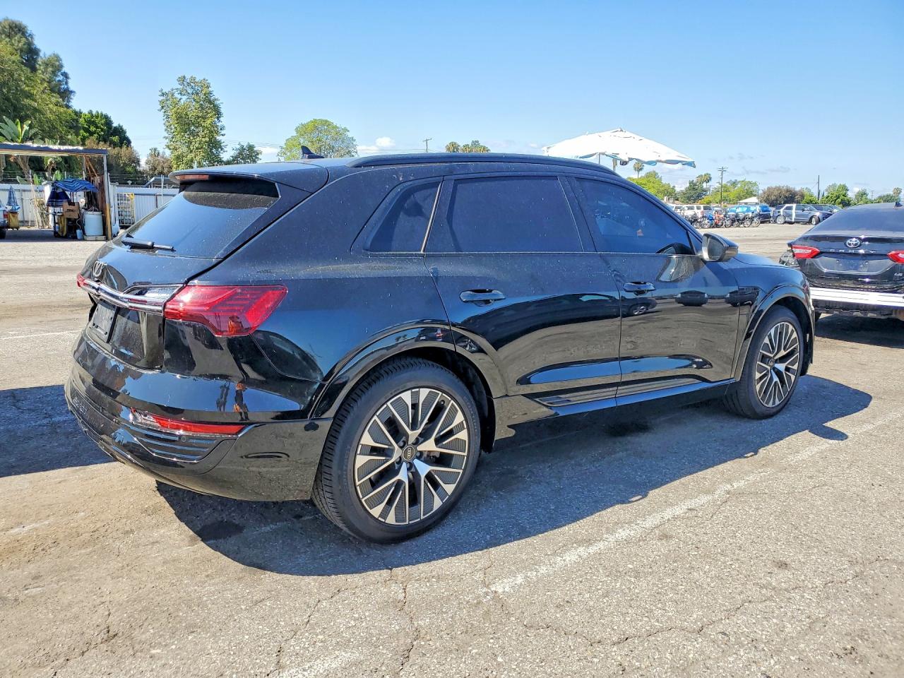 WA15AAGE6RB047491 · 2024 AUDI Q8 E-TRON · 3/13