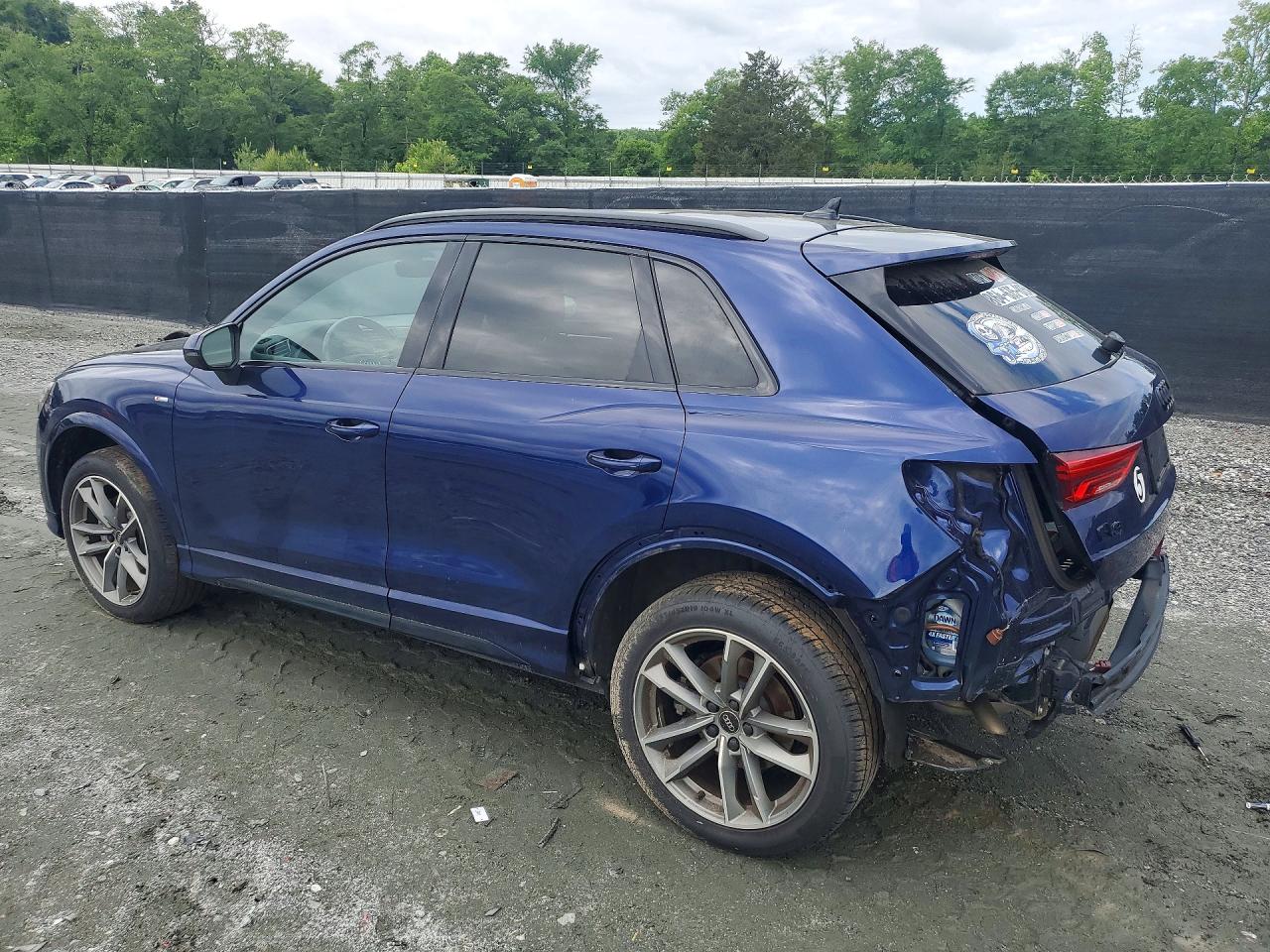 WA1DECF35R1080872 · 2024 AUDI Q3 · 2/13
