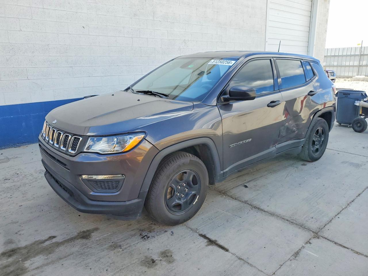 3C4NJCAB1LT220064 · 2020 JEEP COMPASS