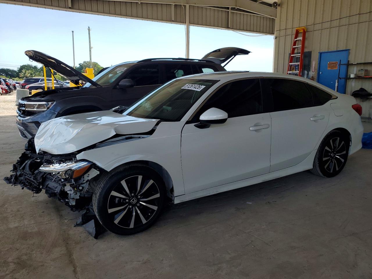 2HGFE1F73RH339822 · 2024 HONDA CIVIC