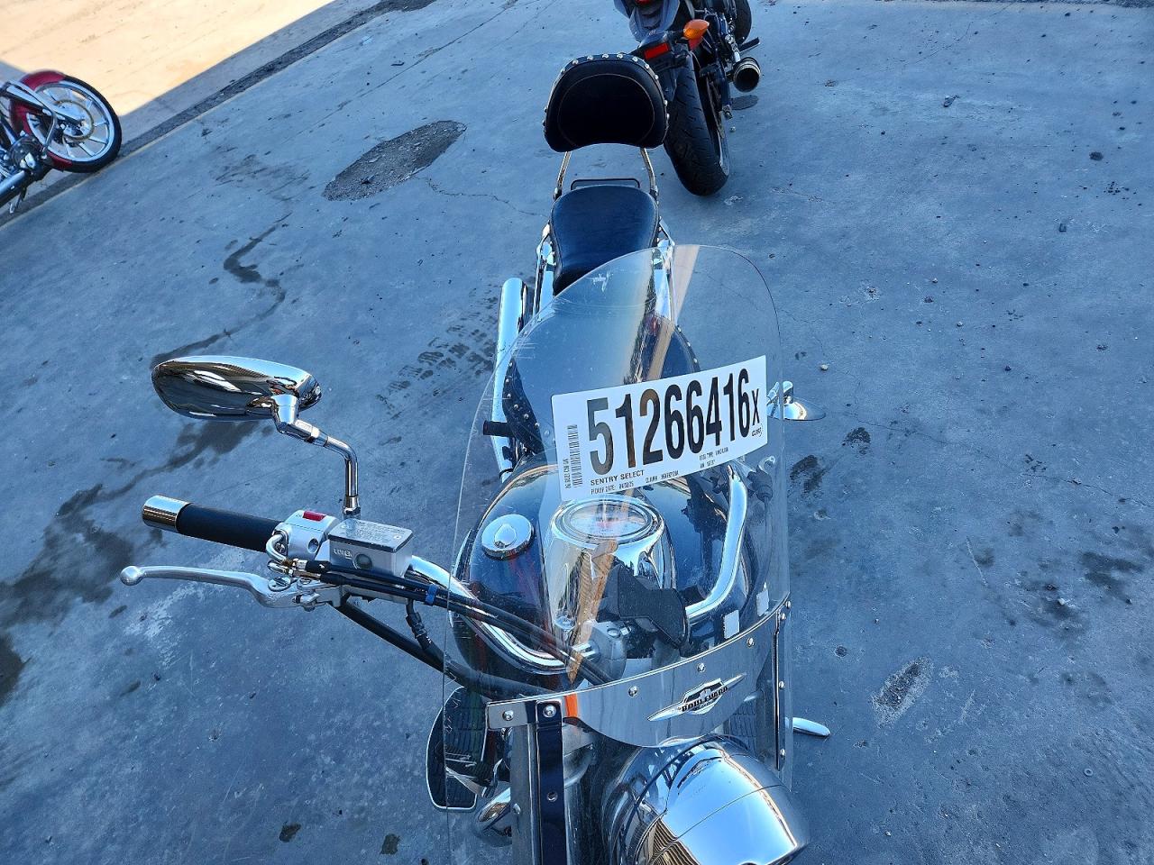 JS1VS55A362107517 · 2006 SUZUKI C50 · 5/8