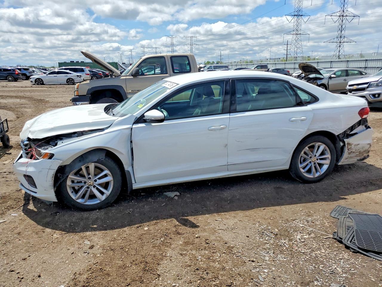 1VWAA7A33LC002599 · 2020 VOLKSWAGEN PASSAT