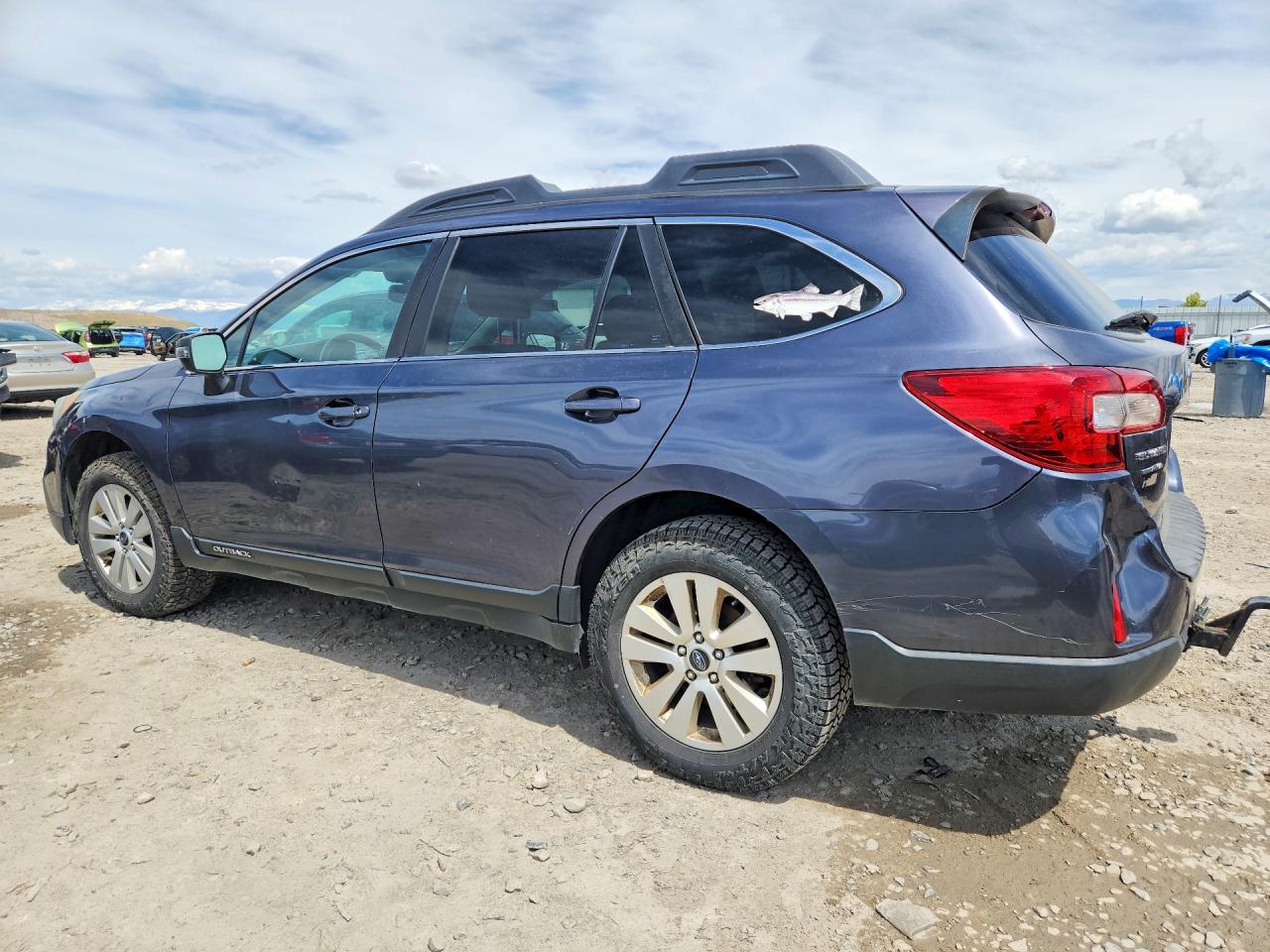 4S4BSBFC4F3297440 · 2015 SUBARU OUTBACK · 2/12
